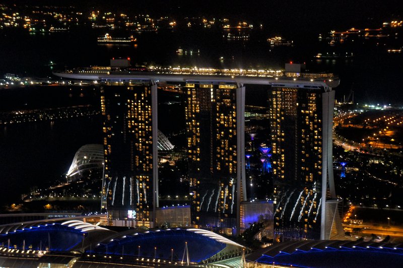 Вид на Marina Bay Sands с 280 метров