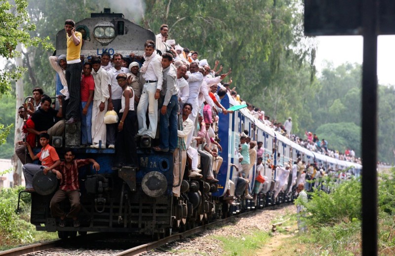 indian-railways-is-one-of-the-worlds-largest-employers-with-14-million-on-staff.jpg