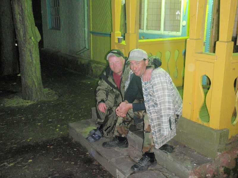 на завалинке ...